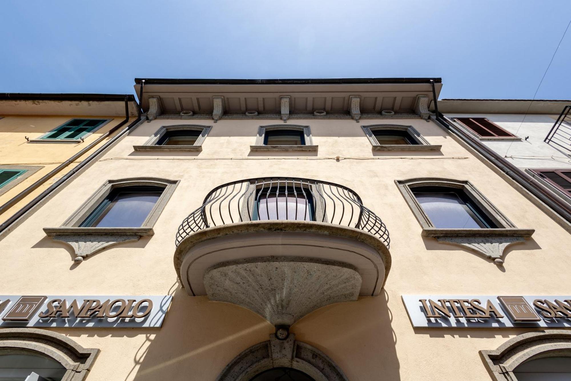 Casa Vacanze Maddalena - Palazzetto Sul Lago - Diamante Rosa Marta Εξωτερικό φωτογραφία