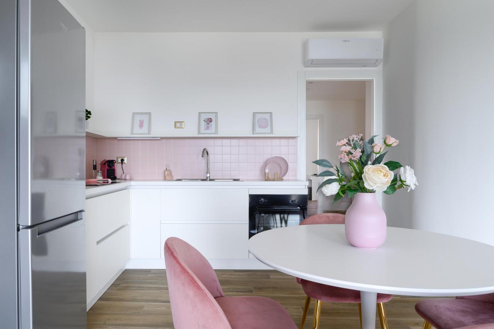 Casa Vacanze Maddalena - Palazzetto Sul Lago - Diamante Rosa Marta Εξωτερικό φωτογραφία