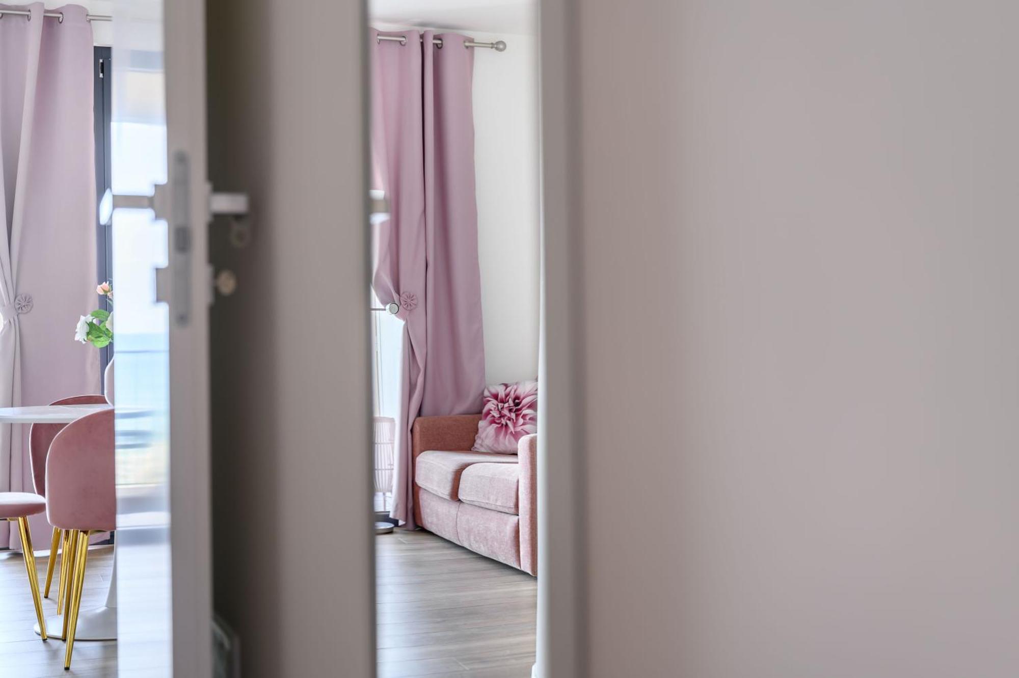 Casa Vacanze Maddalena - Palazzetto Sul Lago - Diamante Rosa Marta Εξωτερικό φωτογραφία